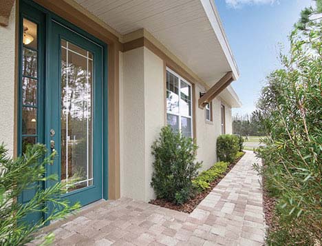 Exterior walkway - The Chenile Duplex